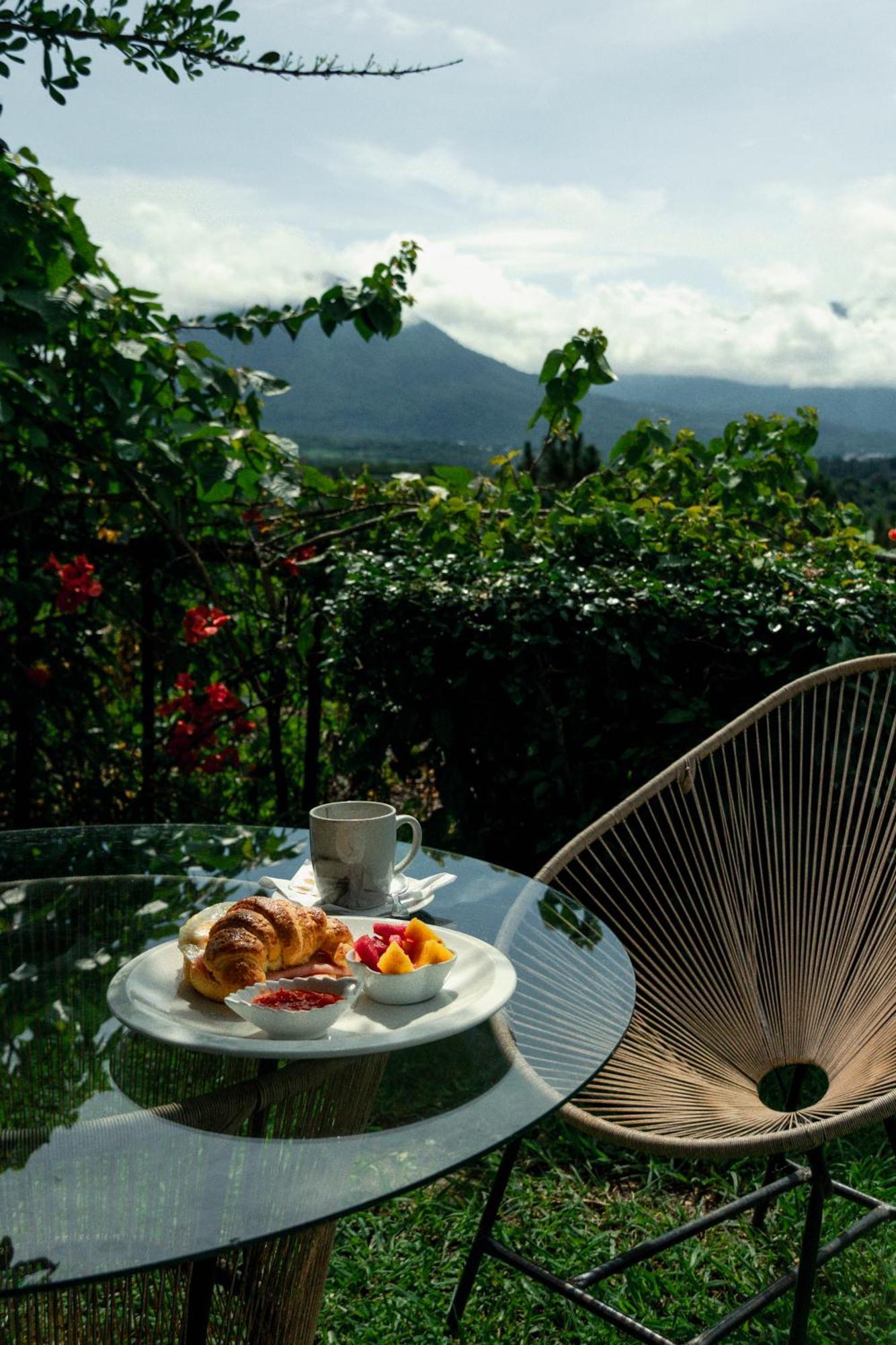 Hotel Juayua Luaran gambar